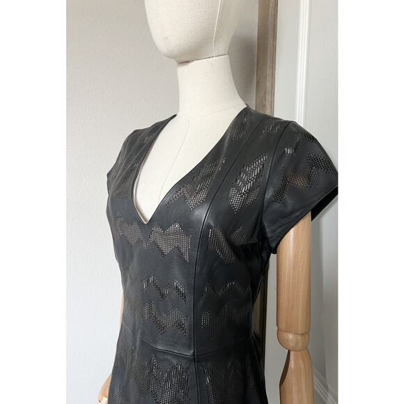 Parker Size M Serena Perforated 100% Leather Mini Dress Dark Brown $550 - Picture 8 of 16